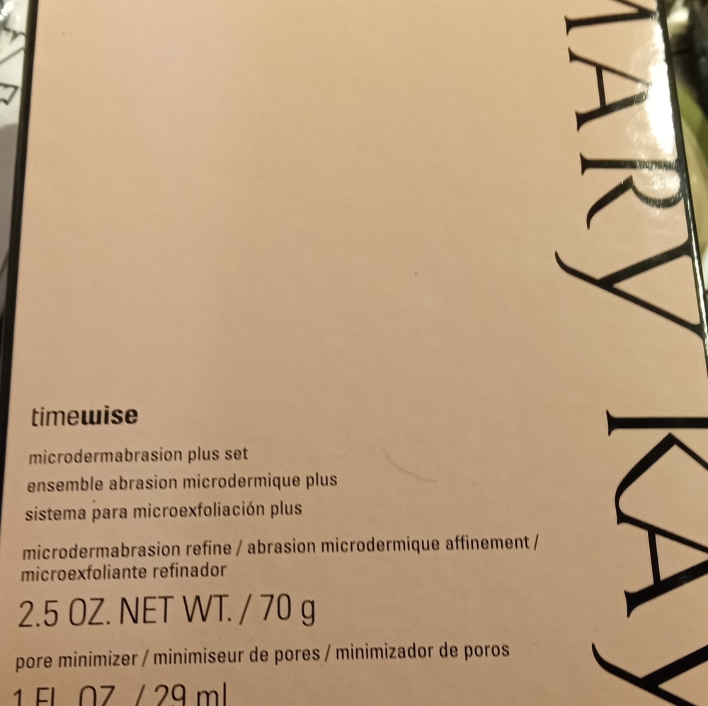 Timewise Microdermabrasion plus set. New